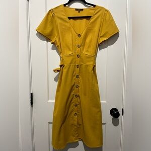 Yellow summer dress. Never worn, new without tags.